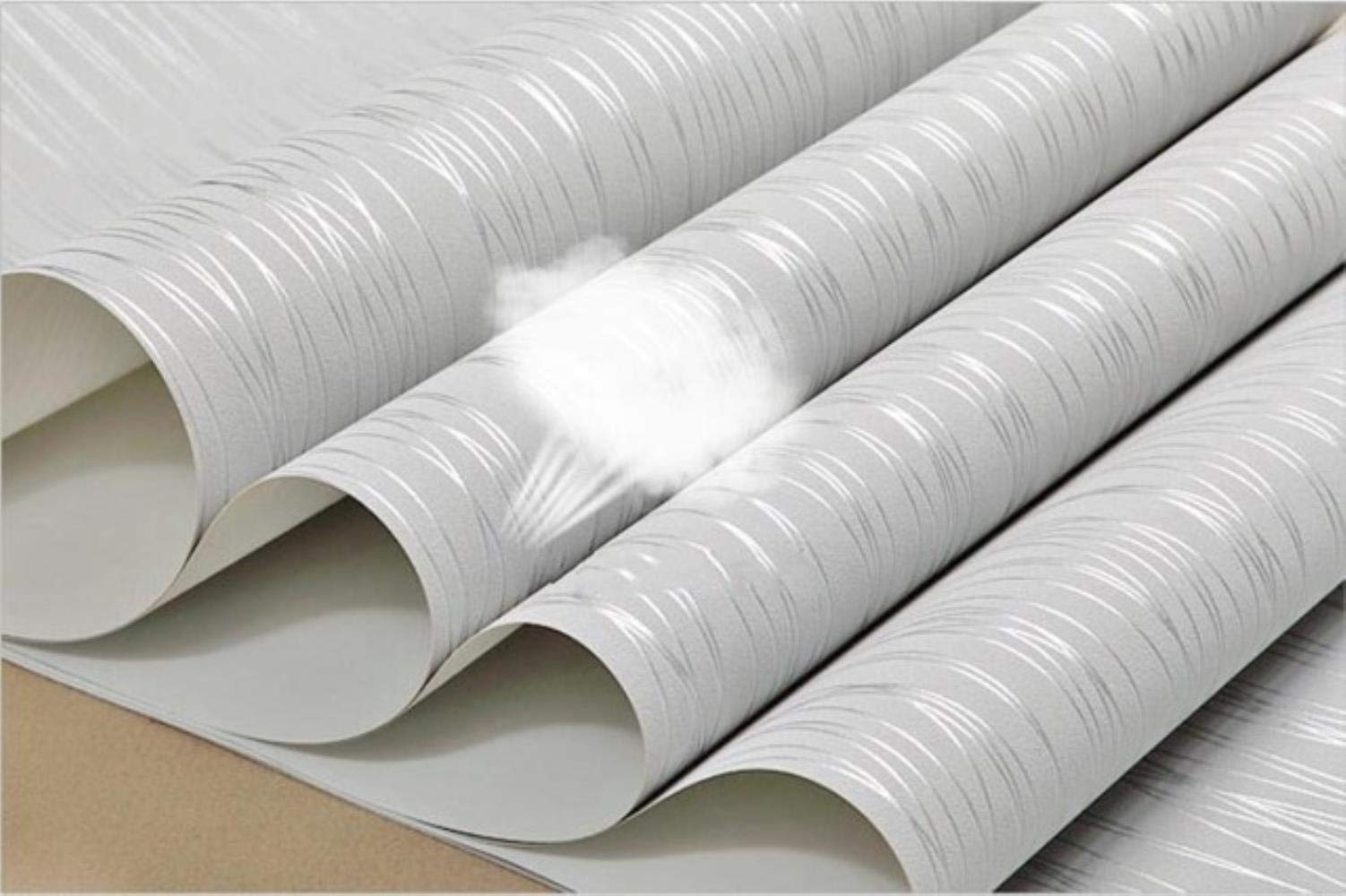 Papier peint floral gris pour créer une chambre parentale cocooning au style européen