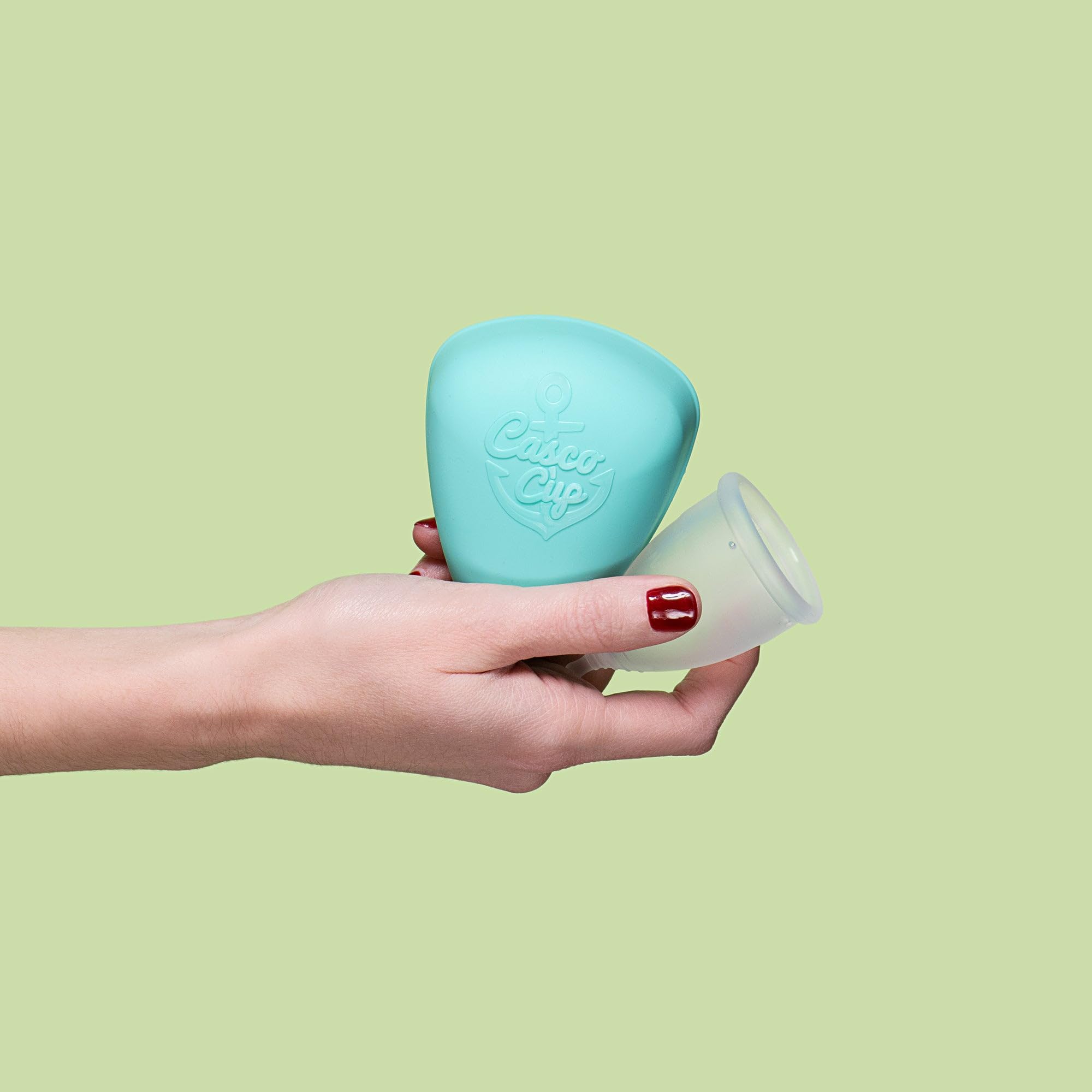 Casco - Copa menstrual y funda - Copa menstrual de silicona de grado médico fabricada en Maine USA, copa menstrual reutilizable. (Encuentra tu ajuste, paquete de 4)
