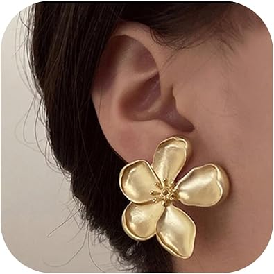 Gold Clip On Earrings for Women Trendy Non Piercing Flower Dangle Earrings Floral Earring 14K Gold Plated Lightweight Earrings for Non-Pierced Ears Fake Earrings Set