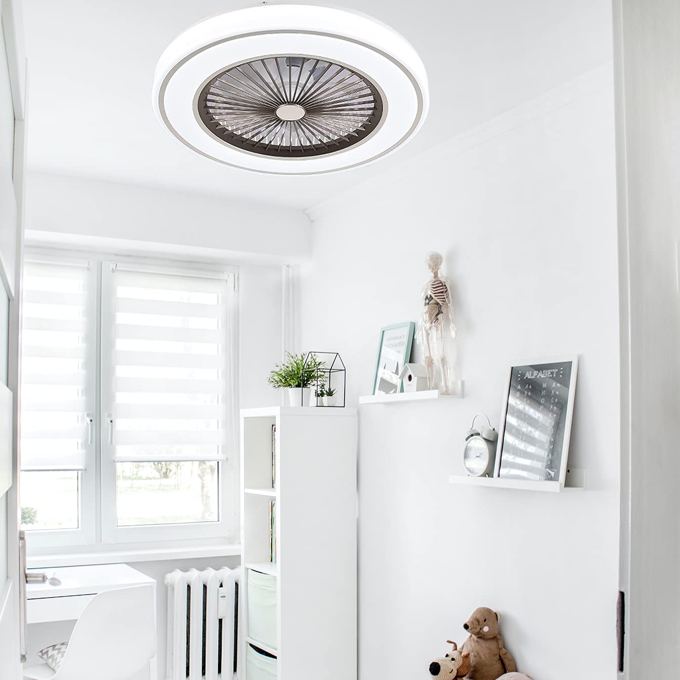 Ventilateur de plafond avec lampes silencieux éliminant la chaleur étouffante