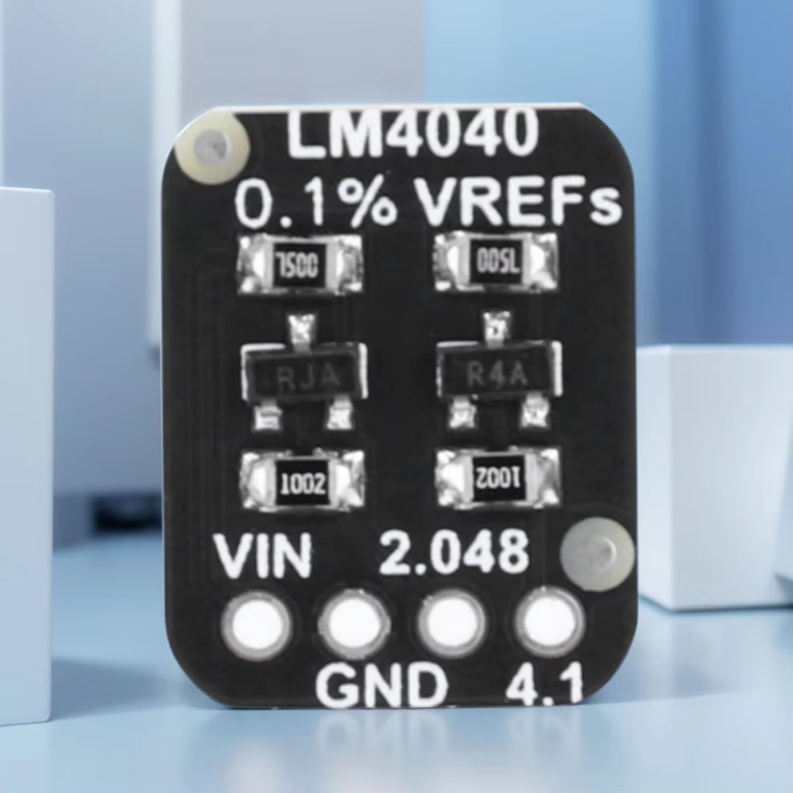 高精度マイクロパワー・シャント電圧リファレンス, メーカー型式