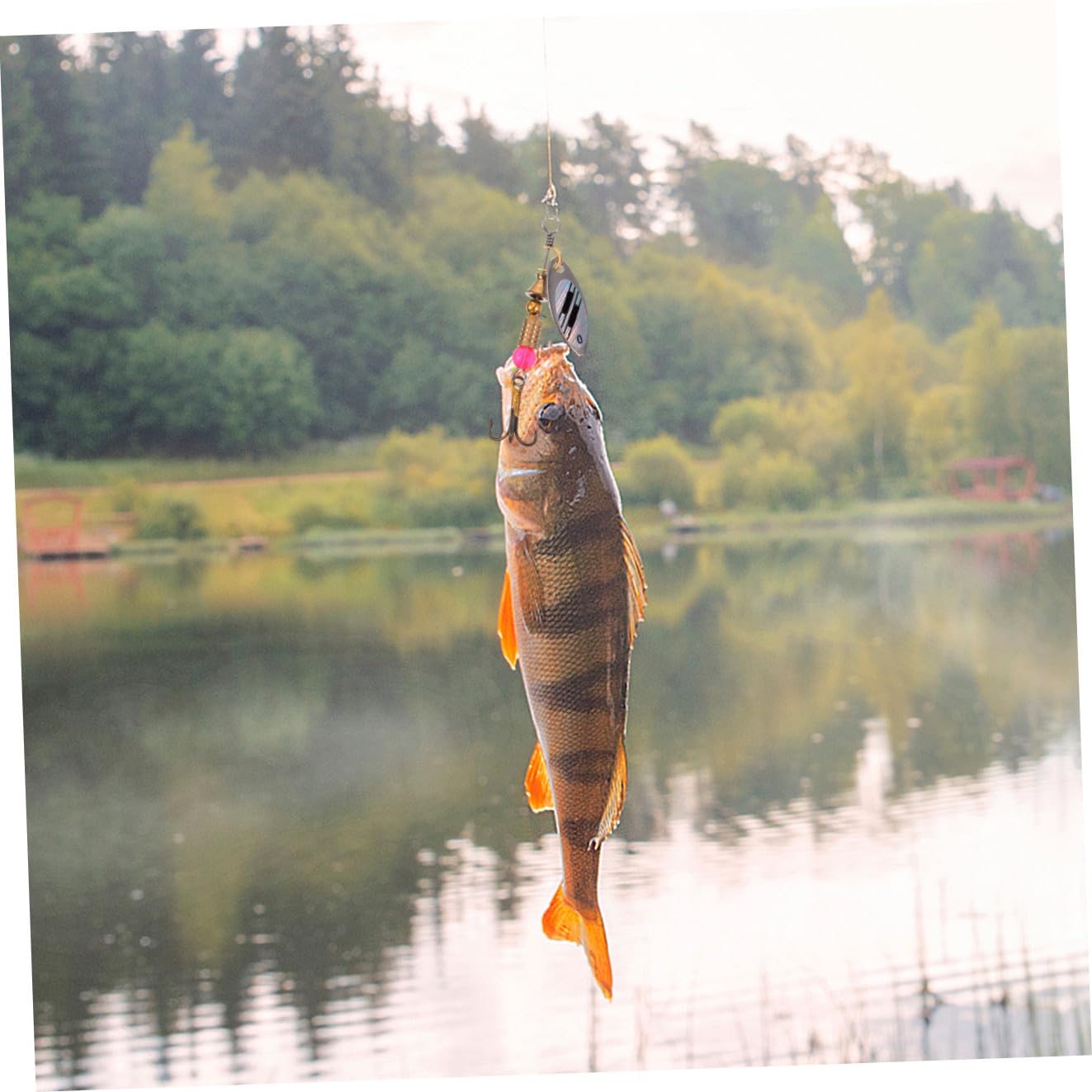 Hemobllo Possum De Paillettes en Rotation Leurre De Pêche Appâts De Pêche Vairon Artificiel Leurres De Pêche Appâts De Simulation Spinnerbait Le Fer