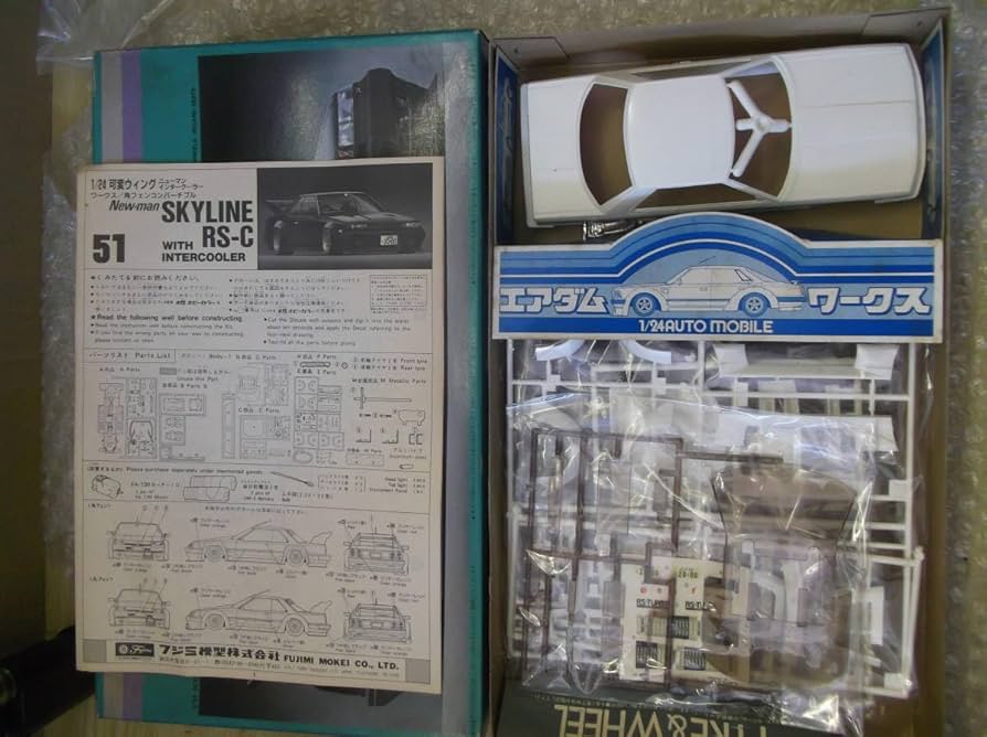 未開封 未組立　Fujimi フジミ ニューマン スカイライン RS-C Amazon.co.jp: フジミ 1/24 ニューマン スカイラインRS-C