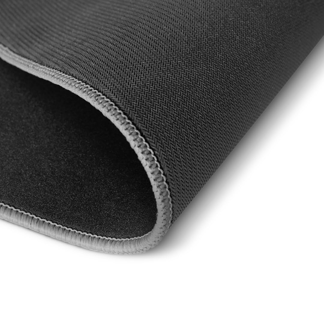 Alfombra de Suelo Gaming Alpha Gamer Octan Core – 114x114cm, Antideslizante, Silenciosa, Cómoda, Protege el Suelo, Ideal para Sillas Gamer, Negro
