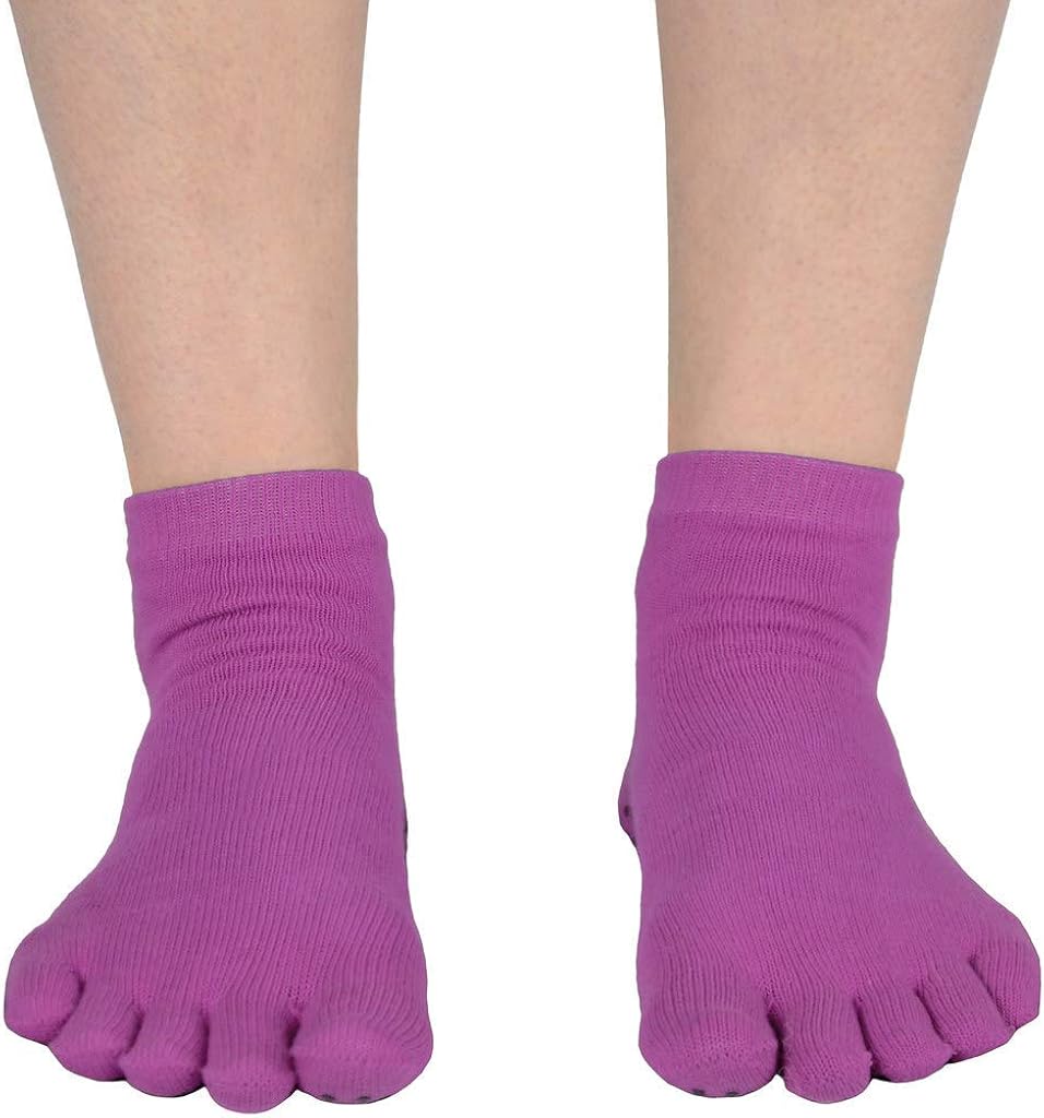 Mato & Hash 5-Toe Exercise Barefoot Feel Yoga Toe Socks With Full Grip