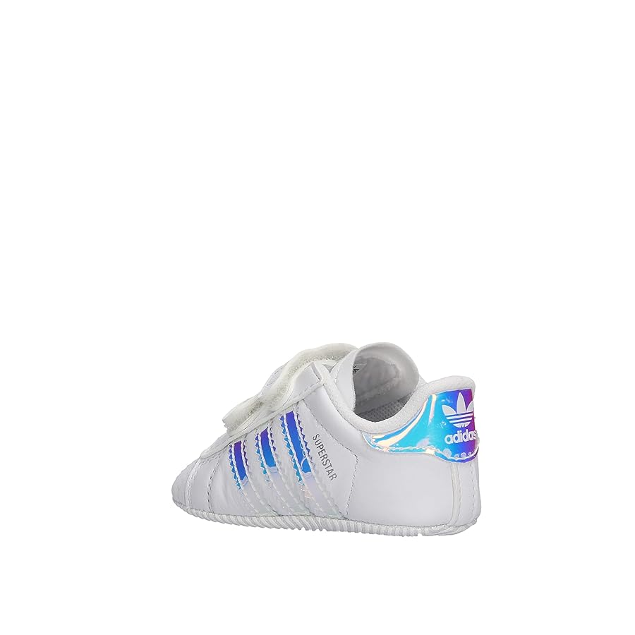 differenza superstar bambino e adulto