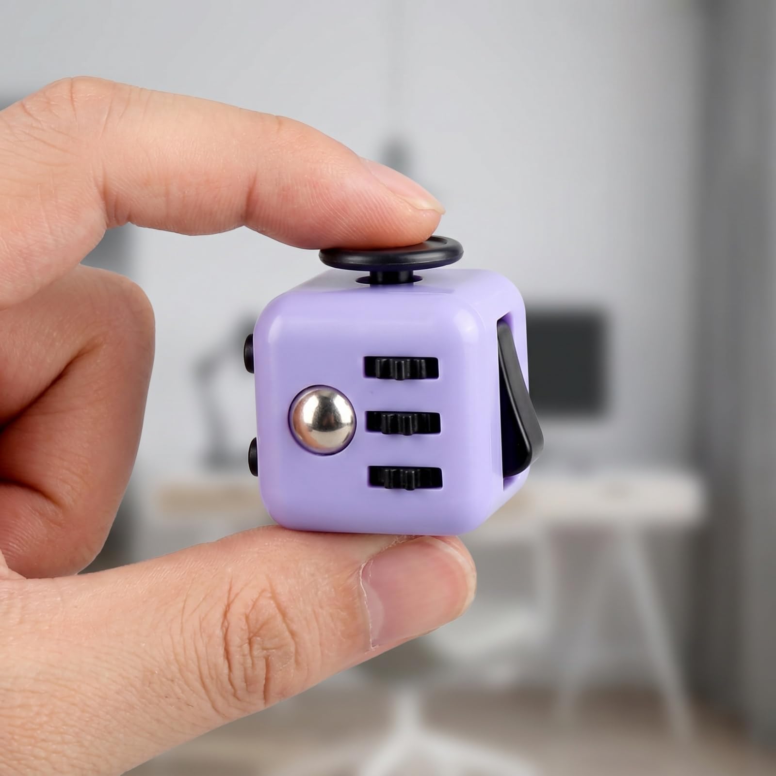 Fidget Cube Sensoriel Jouet - 6 Côtés Soulagement du Stress Finger Cube - Portable Violet Jouet de Bureau pour Bureau Salle de Classe et Maison