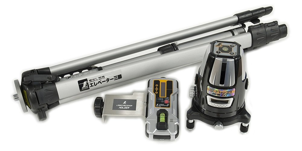 シンワ！レーザーロボneo！ Amazon | シンワ測定(Shinwa Sokutei) レーザー墨出し器