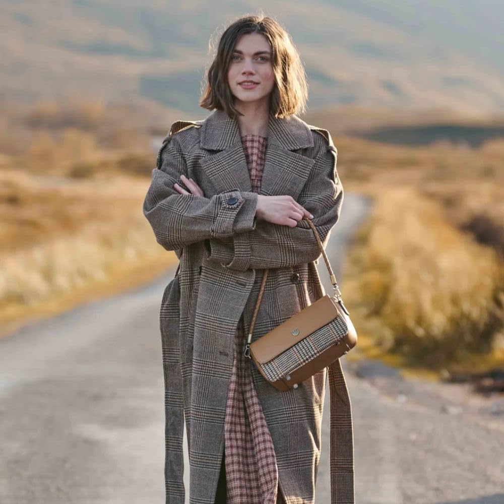 Islander Harris Tweed & Leather Clutch Bag with Detachable Strap
