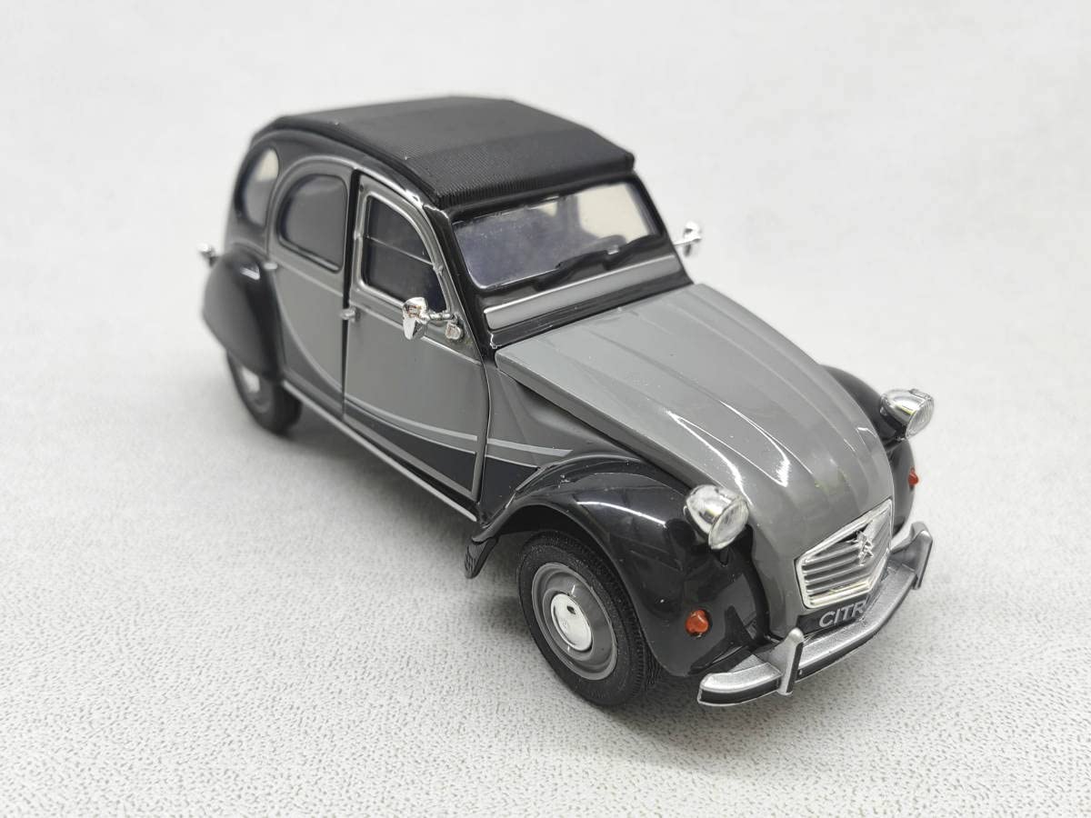 シトロエン 2CV6 CHARLESTON ミニカー シトロエン 2CV6 CHARLESTON ミニカー Citroen 2CV6 CHARLESTON