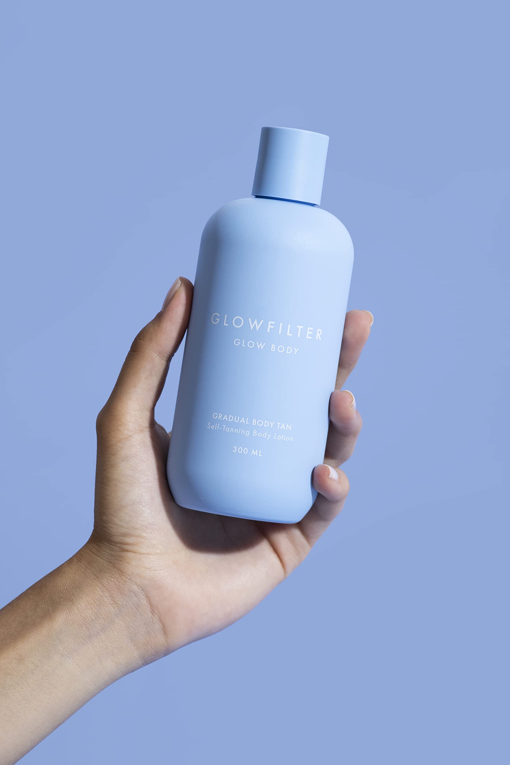 Krem nawilżający do ciała z masłem shea i zieloną herbatą dla stopniowej i naturalnej opalenizny - 300 ML, Gradual Body Tan - Glowfilter by Marta Lozano