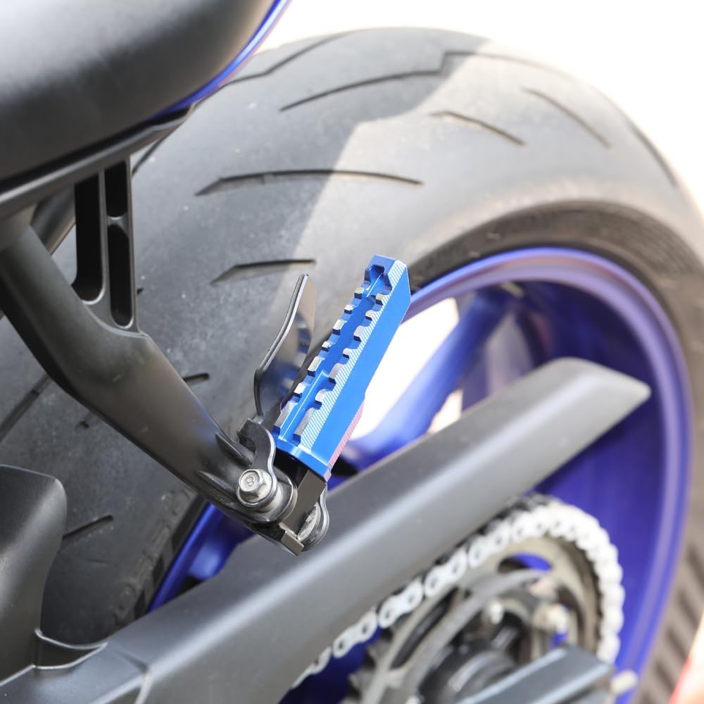 Motorcycle Foot Pegs 360°Roating Fit For YZF R7-2024 2025 All Year Rear Passenger Footboards Footrest Pedal Foot Pegs 2025 R7 Accessories 2024 R7 Accessories 2025 BK