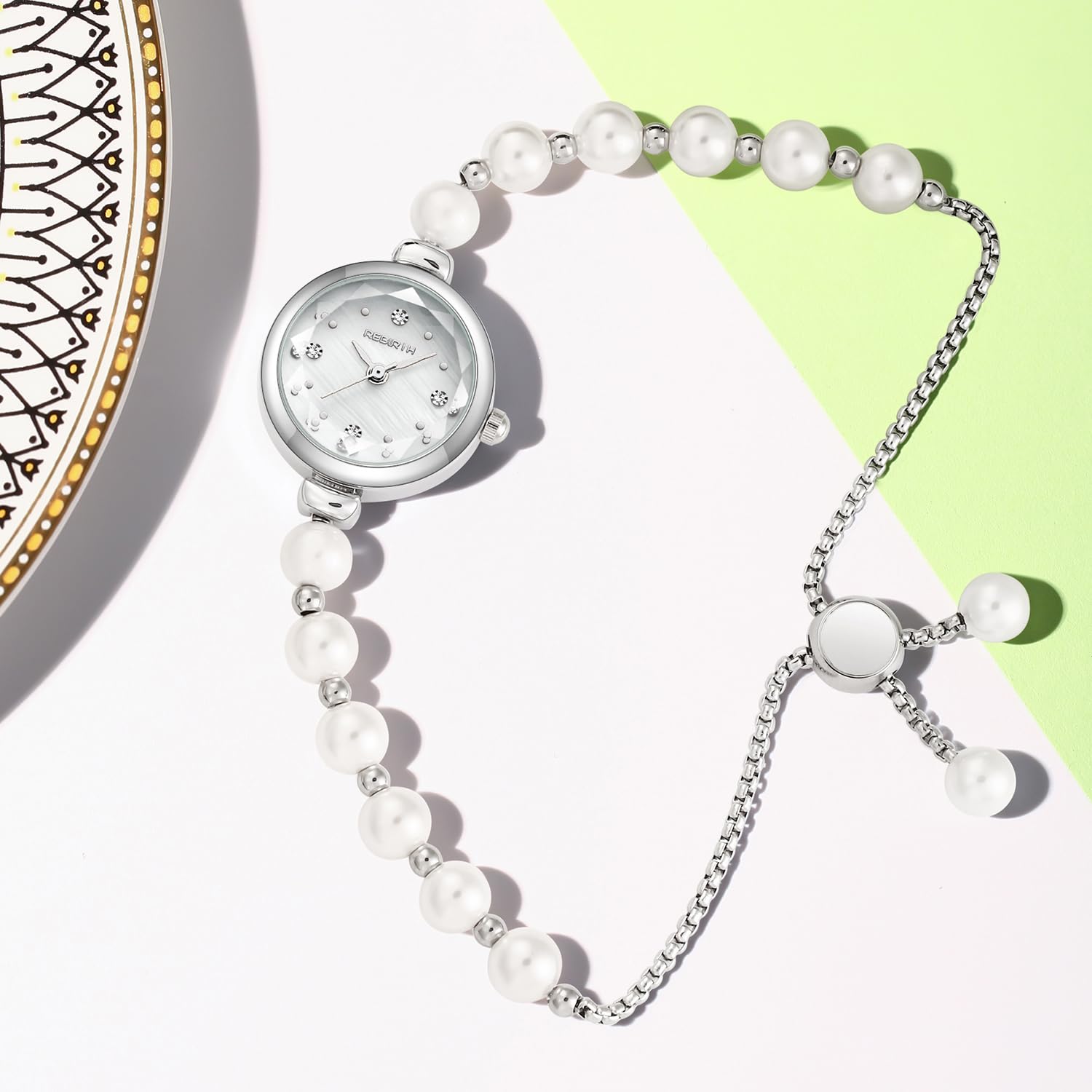 Elegant Pearl Silver Watch for Womens Dress Fashion Round Small dial Women Analog Quartz Women Bracelet Pearl Watch (Silver)