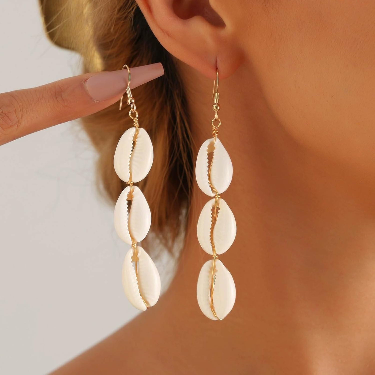 Bohemian Cowrie Shell Dangle Earrings Long Shell Tassel Chain Drop Earring Gold Nature Cowrie Hook Earring Summer Beach Seashell Earrings Jewelry for Women - Image 5