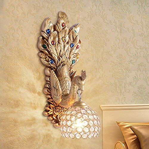 Lámpara de pared de lujo para el pasillo que transforma tu hogar con diseño de pavo real