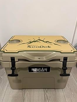 クーラーボックス　SeaDek  新品未使用 SeaDek(シーデック )ボートの床材 クッション性抜群