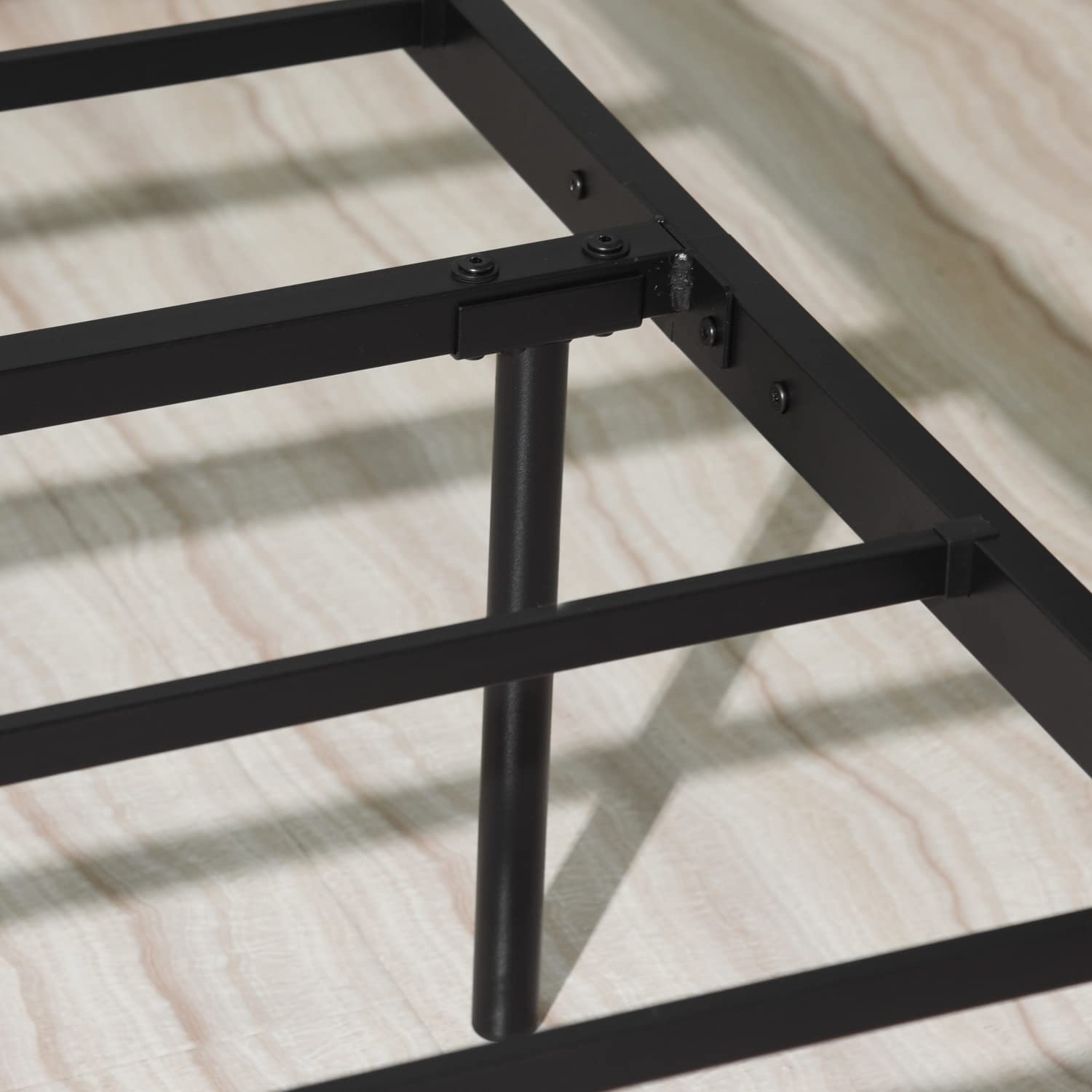 FurnitureR Cama de primeros auxilios con marco de metal resistente, diseño moderno de línea negra, ahorro de espacio y duradera para respuesta de emergencia, escenarios de negocios y viajes, Primo