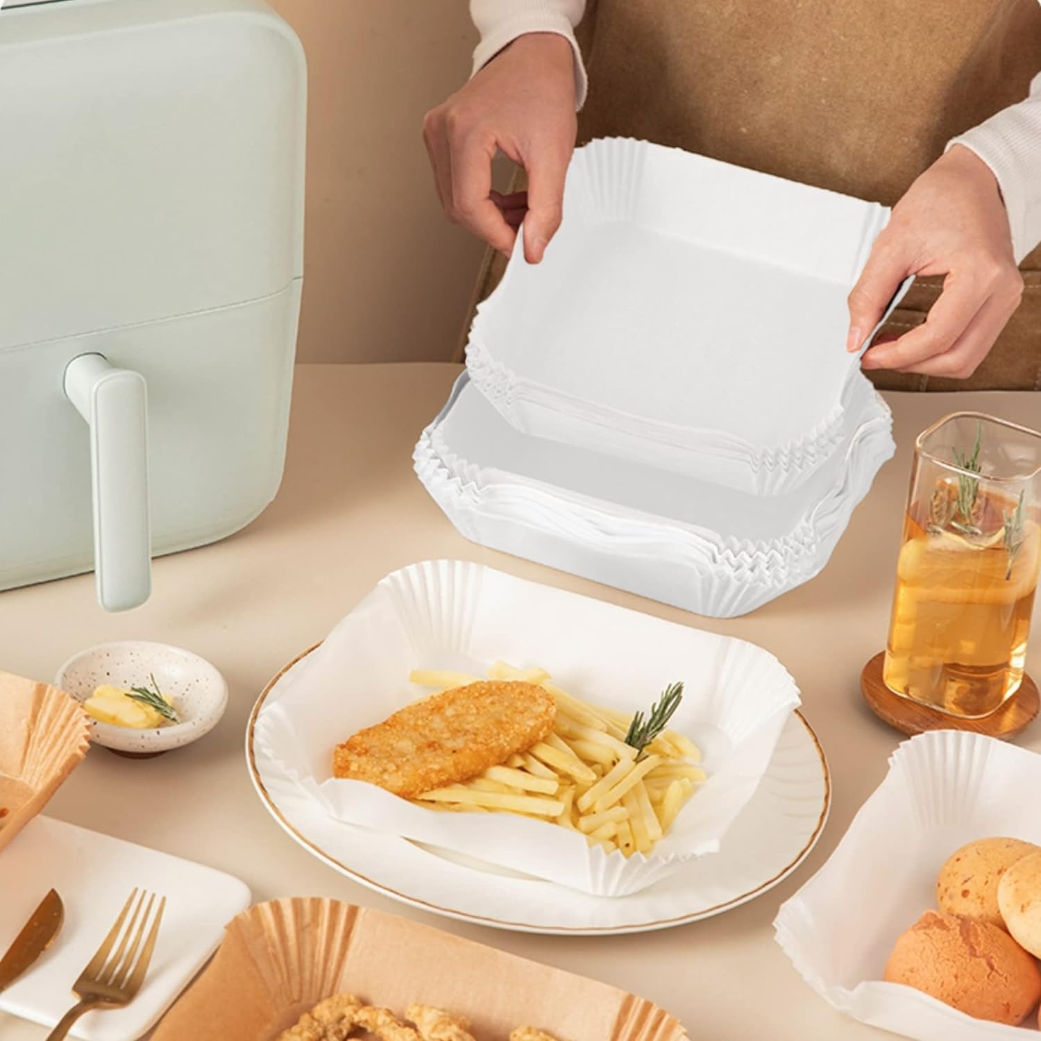 Orret Home Airfryer Pişirme Kağıdı, Fritöz Yağlı Kağıdı, Yanmaz Kağıt 100 Adet Sıcak Hava Fritözleri İçin Yağlı Kağıt,Yağa Ve Suya Dayanıklı Pişirme Kağıdı (100 Adet)