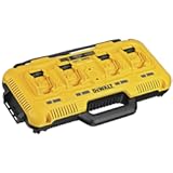 20V MAX&ast; Charger&comma; 4-Port&comma; Rapid Charge &lpar;DCB104&rpar; &comma; Black&sol;Yellow