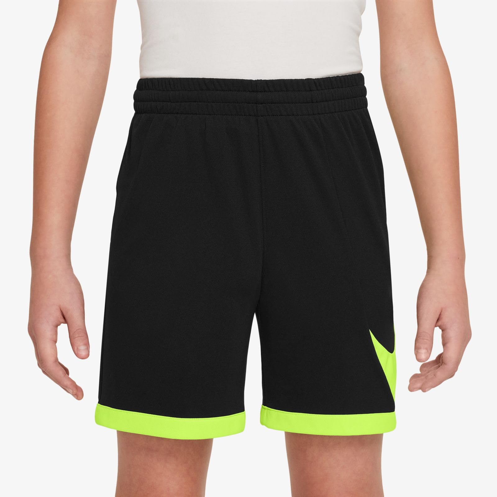 Nike - B Nk DF Multi+ Swoosh Short, Pantaloncini da Ginocchio Bambini e Ragazzi