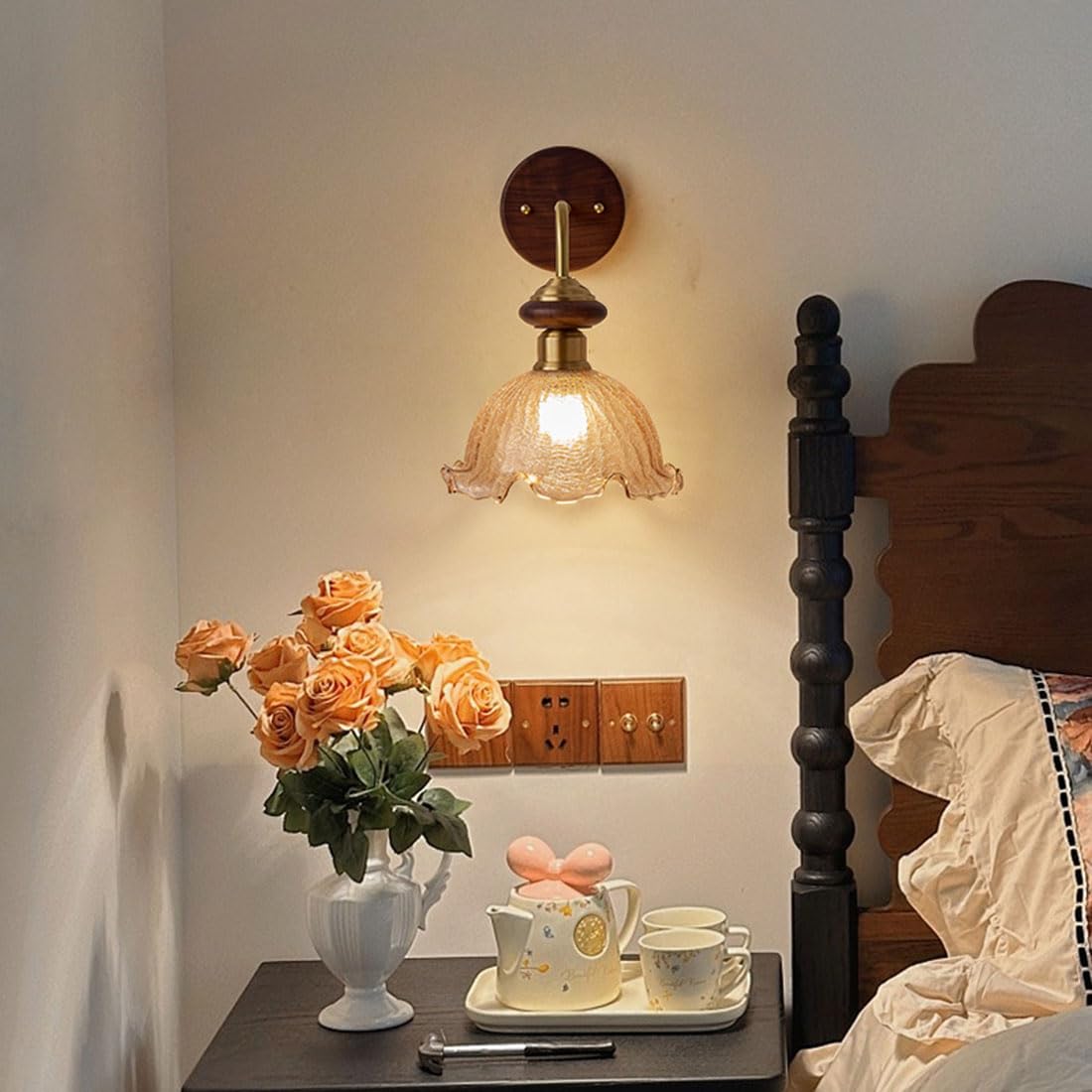 Lampada da parete moderna a forma di fiore in vetro con base in legno massello, stile retrò, applique industriali per interni, ideale per camere da letto, comodini, soggiorni, verande, ingressi e sal
