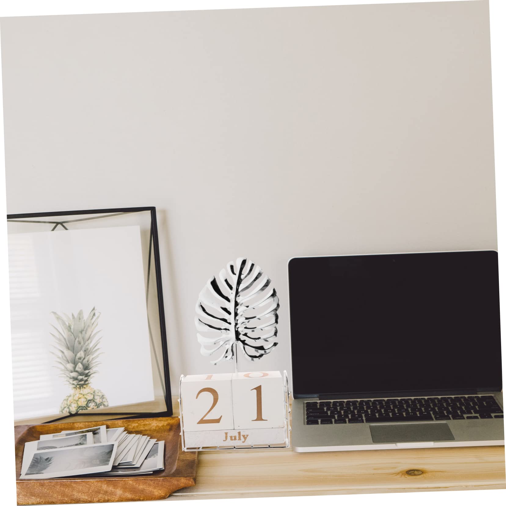 STOBOK 2stücke Blockkalender Aus Holz Kreativer Perpetual Tischkalender Für Schreibtisch Manuell Für Wohn Und Arbeitsräume Inklusive Monats Und Tagesblöcke Robustes Design