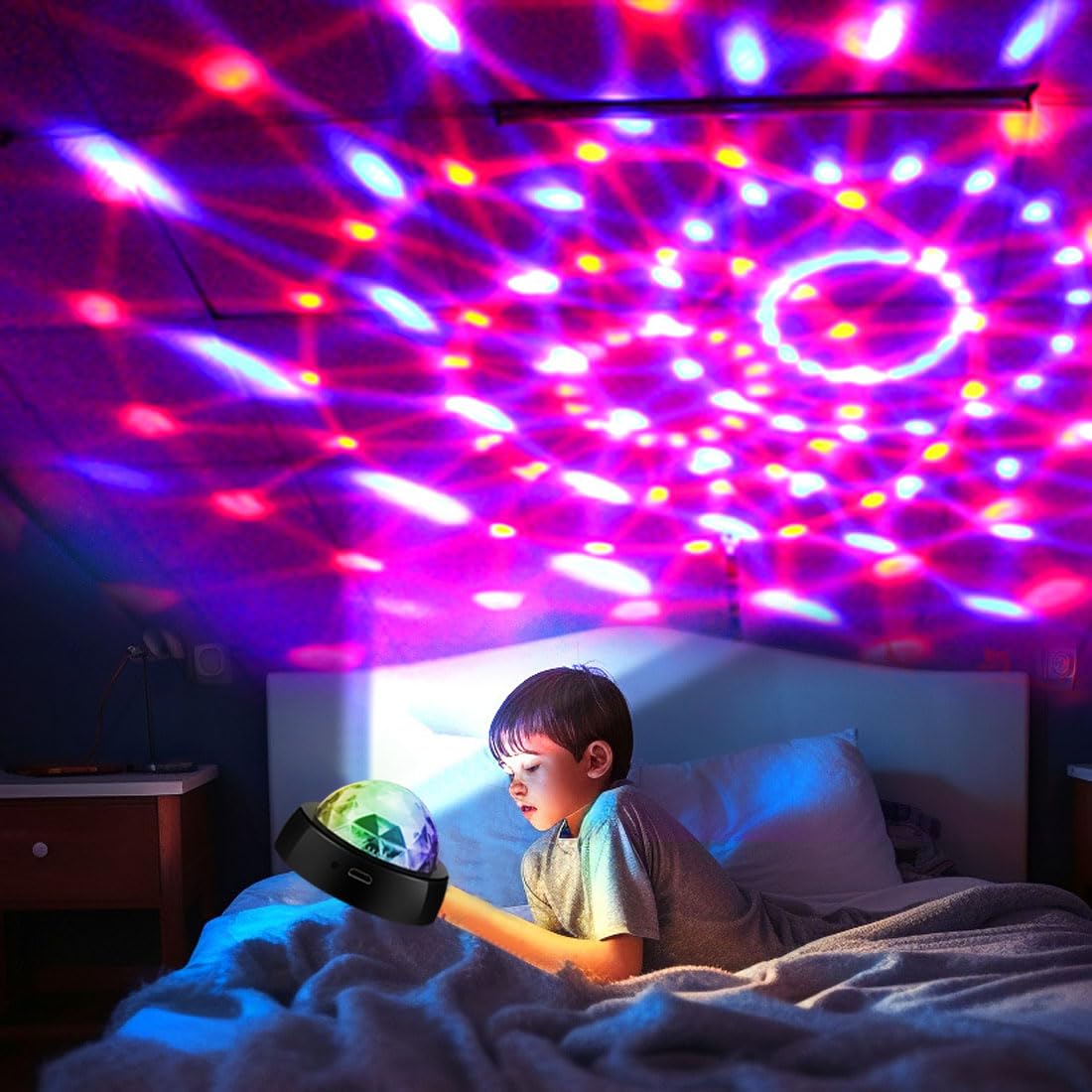Mini Boule Disco LED USB RGB – Effets Musicaux Dynamiques, Télécommande Incluse, Parfait Anniversaire, Soirée, Voiture Ou Camping