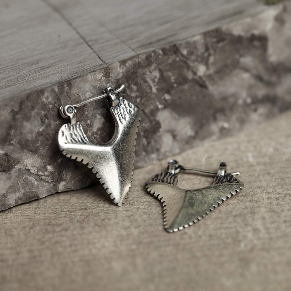 S925 sterling silver Shark teeth earrings anti allergy New creative ear stud fashion design earrings jewelry for men and women punk style