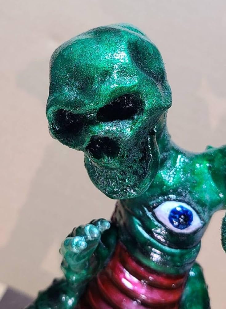 妖怪怪獣ギョロンデス　フィギュア　ブロマイド付き　パチ怪獣　自作アート Amazon.co.jp: 妖怪怪獣ギョロンデス フィギュア ブロマイド付き