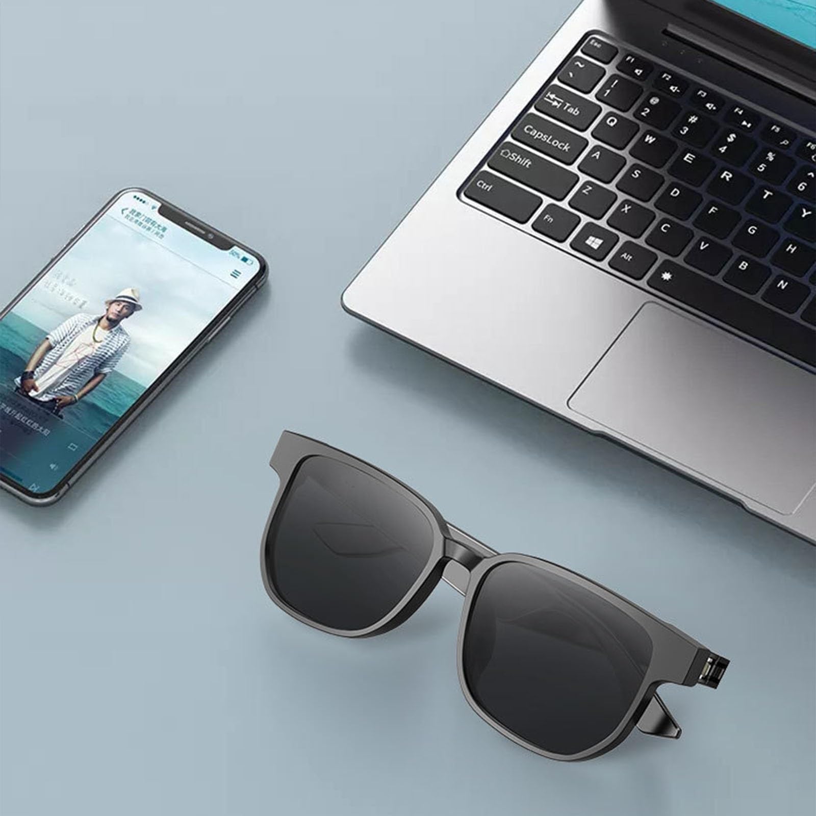 Lunettes de Soleil Connectée Oreillette Bluetooth à oreille unique haut de gamme | Casque sans fil mains libres avec double micro | Suppression du bruit | 4 heures d'utilisation | BT5.1 | Noir brillan