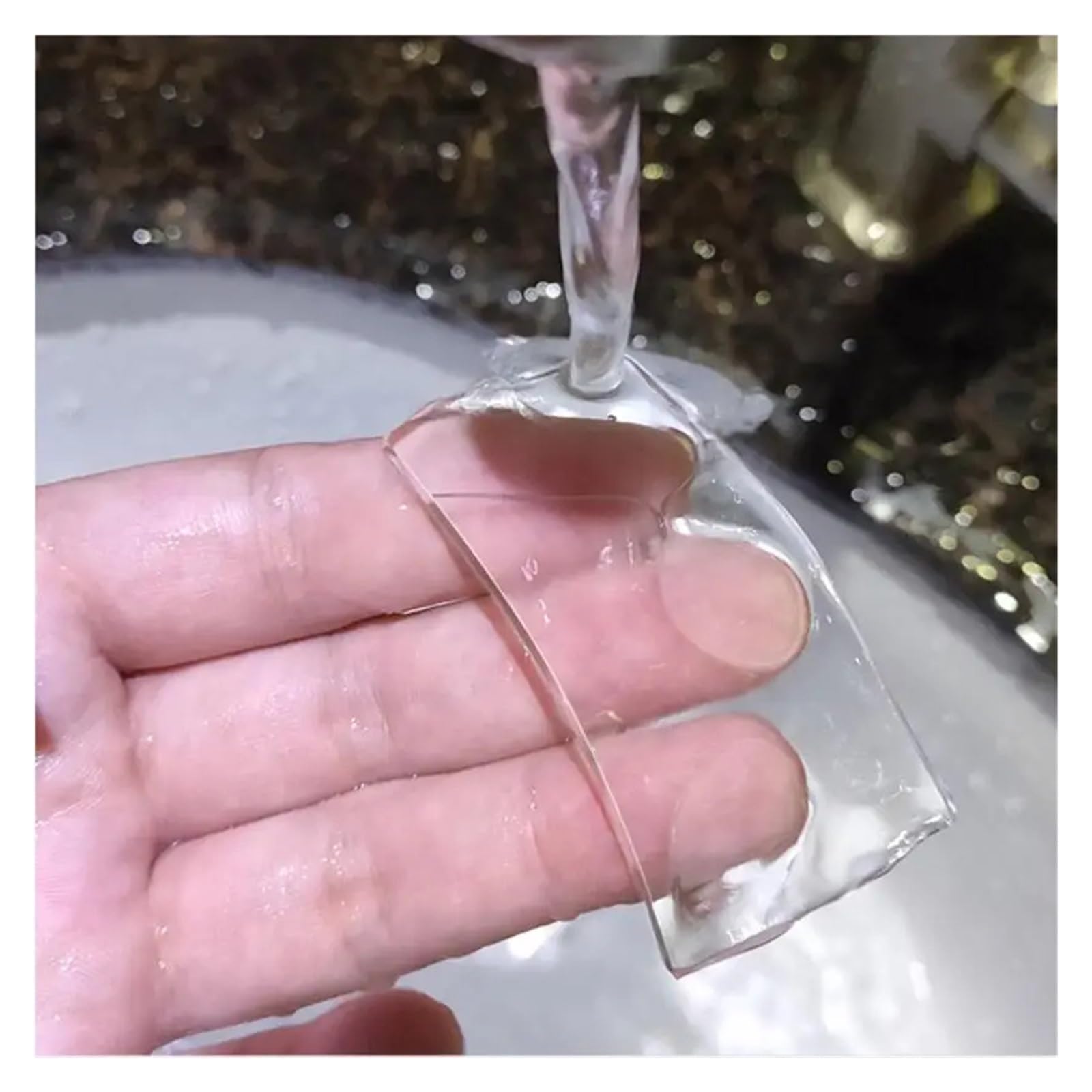 Nastro adesivo biadesivo trasparente, Nastro biadesivo trasparente da 30 mm e 50 mm, senza traccia, riutilizzabile, adesivo, lavabile, for la casa(1mm,50mm)