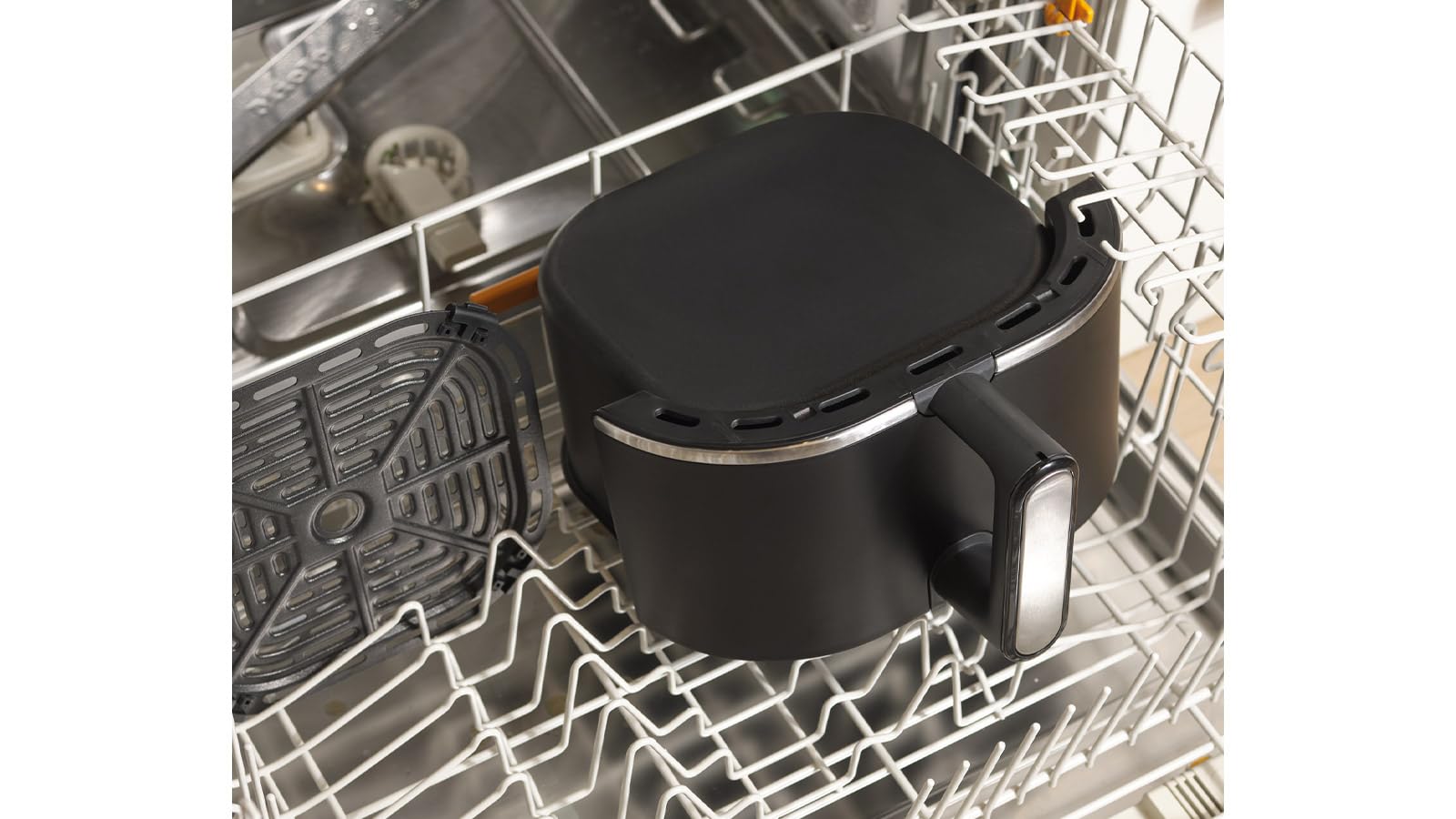 Braun MultiFry 3 HF3000IBK, Freidora de Aire con Capacidad de 4.3L, Control de Temperatura de 80-200°, Tecnología RealAir, Temporizador de 60 min, 1500W, Negro Mate