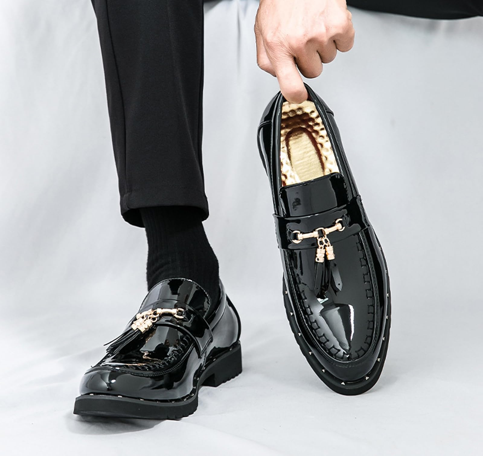 Mocassini con Nappine Uomo Scarpe Slip-On Business Casual in Pelle PU Scarpe Eleganti Versatili