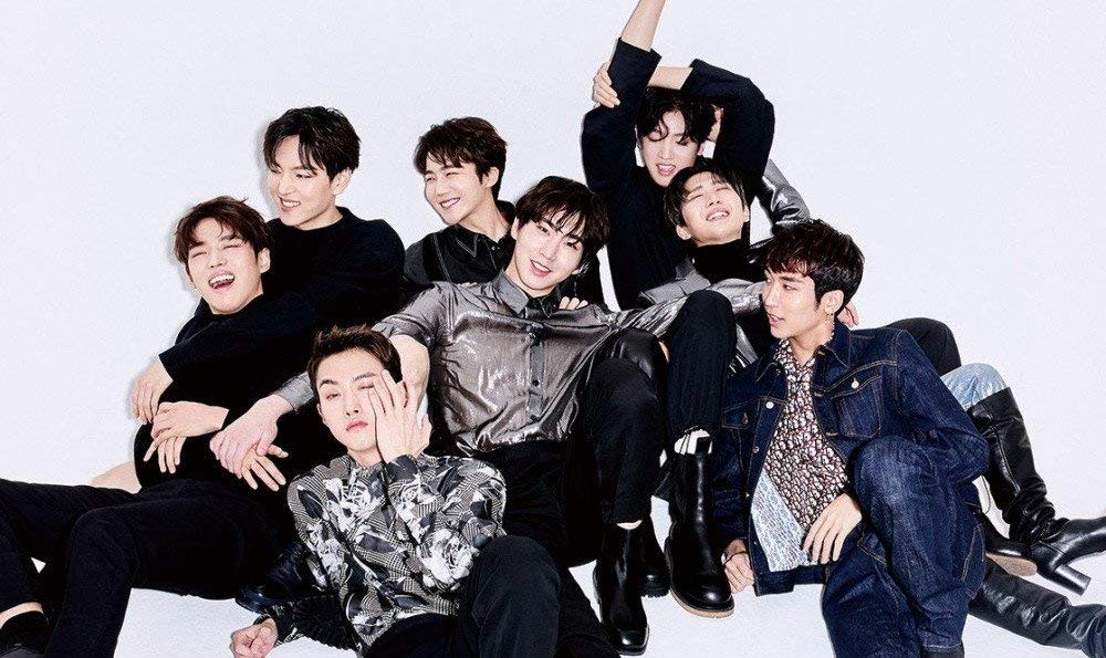 Amazon.com: Pentagon 'Universe:The Black Hall' 1st Album