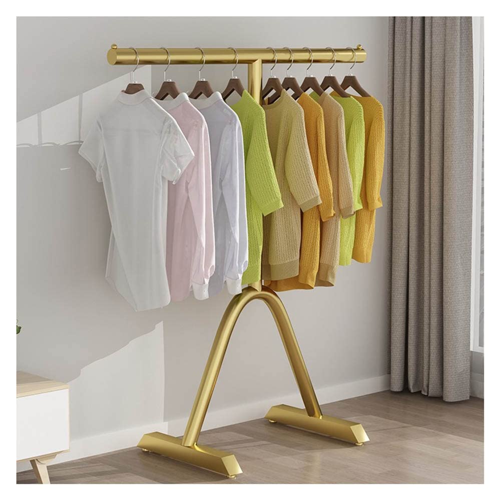 Porte-vêtements en métal robuste au design architectural pour une garde-robe d'exception
