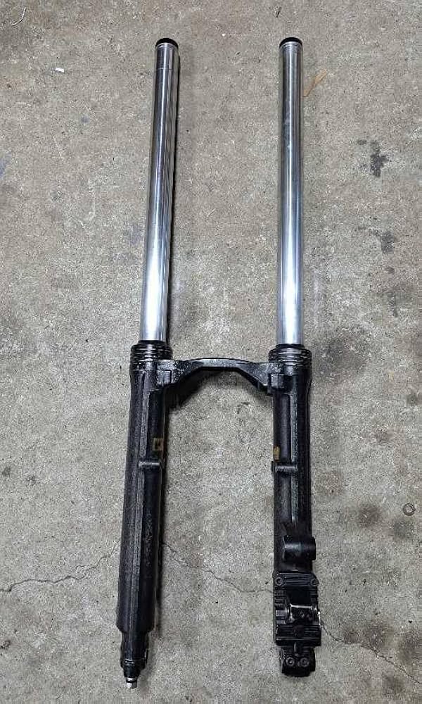 CBX400F フロントフォーク