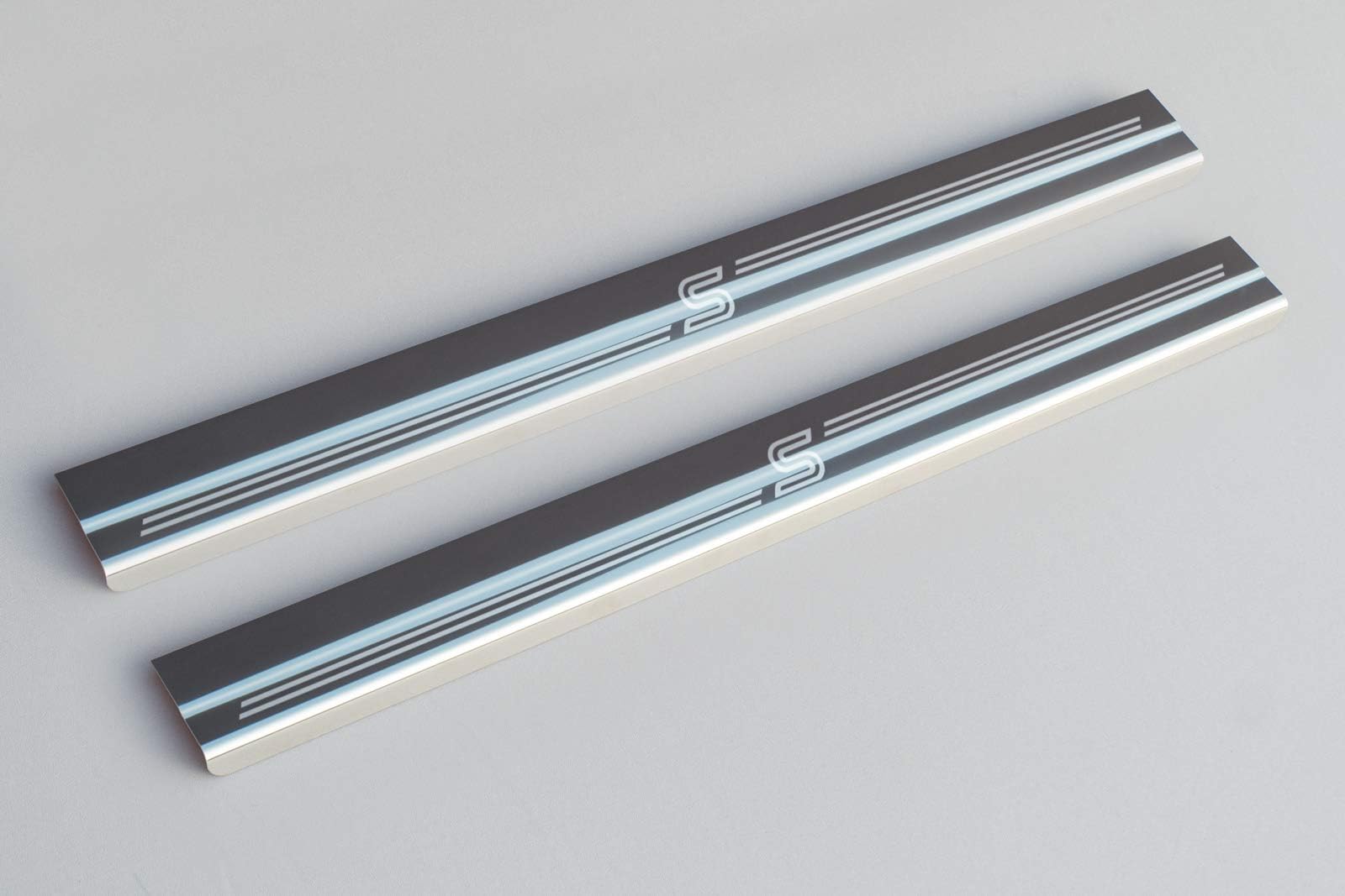 Lockwood - Compatible with Ford Fiesta S Mk7 2 Door - Stainless Sill Protectors Kick Plates