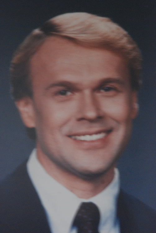 Amazon.com: Thomas Riley: books, biography, latest update