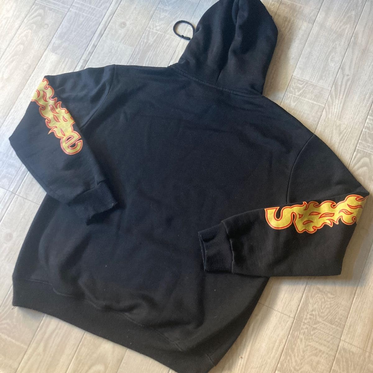 Amazon.co.jp: 完売品スラッシャー 炎ロゴ入りパーカー ファイヤー