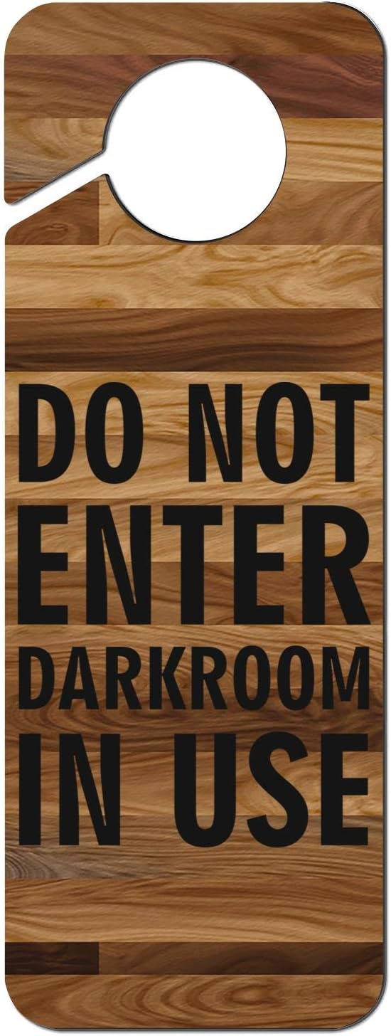 LHSCXNWEIO Do Not Enter Darkroom in Use1 Durable Plastic