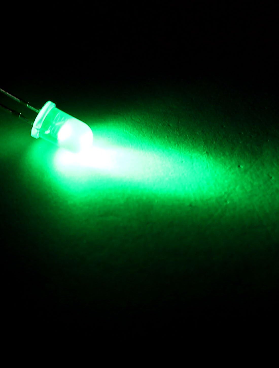 Aexit 50 Pcs Diodes 5mm Red Green Yellow White Blue LED Emitting Diode Schottky Diodes DC 2.5V-3.0V