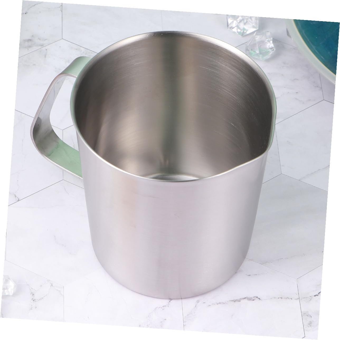 BESTYASH Misurino in Acciaio Inossidabile da 700ml Manico e Beccuccio, Facile da Pulire e Trasportare, Utensile da Cucina per Pasticceria e Uso Quotidiano