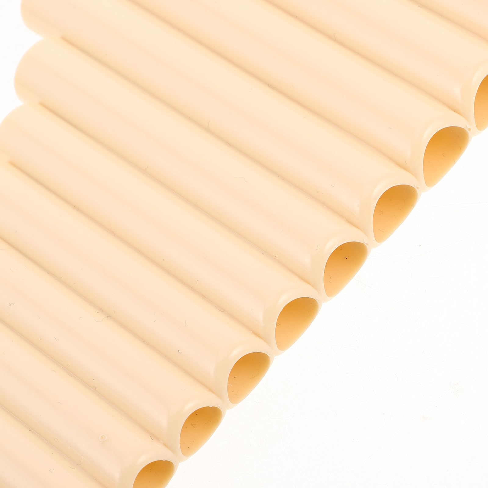 Traditionelle Panflöte in Beige in G-dur mit 22 Pfeifen aus Kunststoff Vielseitig für Anfänger und Profis Geeignet für Bühnenauftritte und Volksmusik