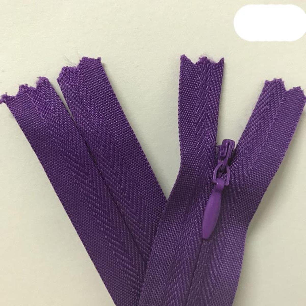 Lot de 100 fermetures éclair invisibles en nylon 15 cm, 20 cm, 35 cm, 45 cm, 50 cm, 60 cm, 65 cm - Pour travaux manuels, couture - Violet foncé - Longueur totale : 20 cm