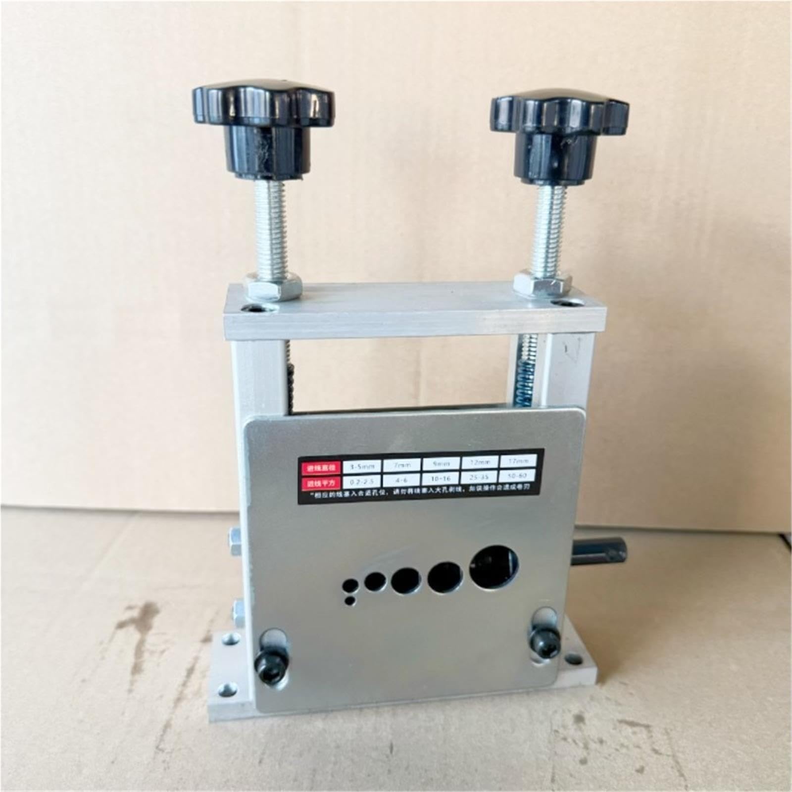 Spelafili, Macchina Manuale Per Cavi Multiforo