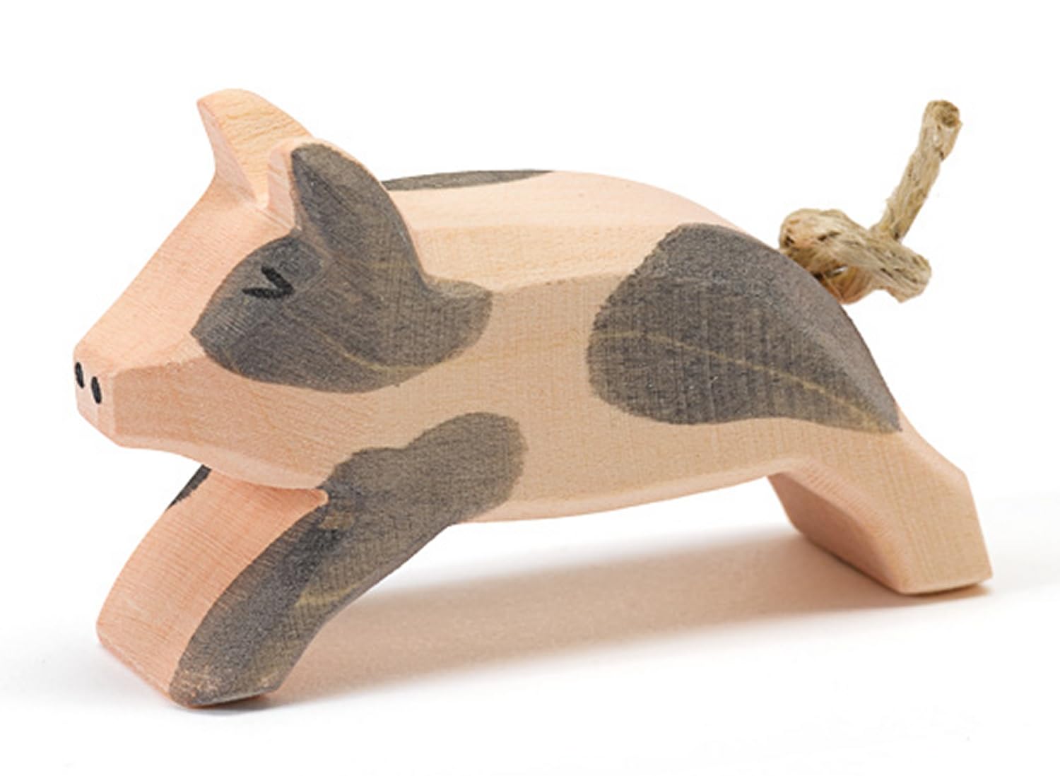 Figurine en bois Ostheimer 10954 porcinet tacheté fait main création haut de gamme
