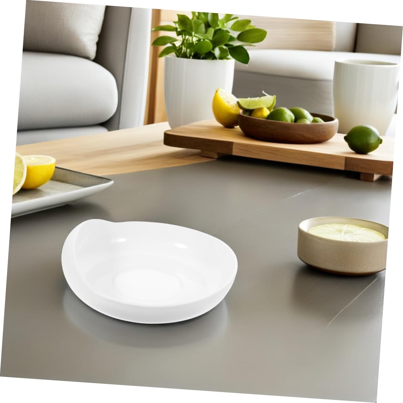 CALLARON Plato Redondo Antiderrames con Base de Ventosa para Personas Discapacitadas y Mayores, Diseño Ergonómico y Material de Silicona, Paquete de 2 Piezas para Alimentación