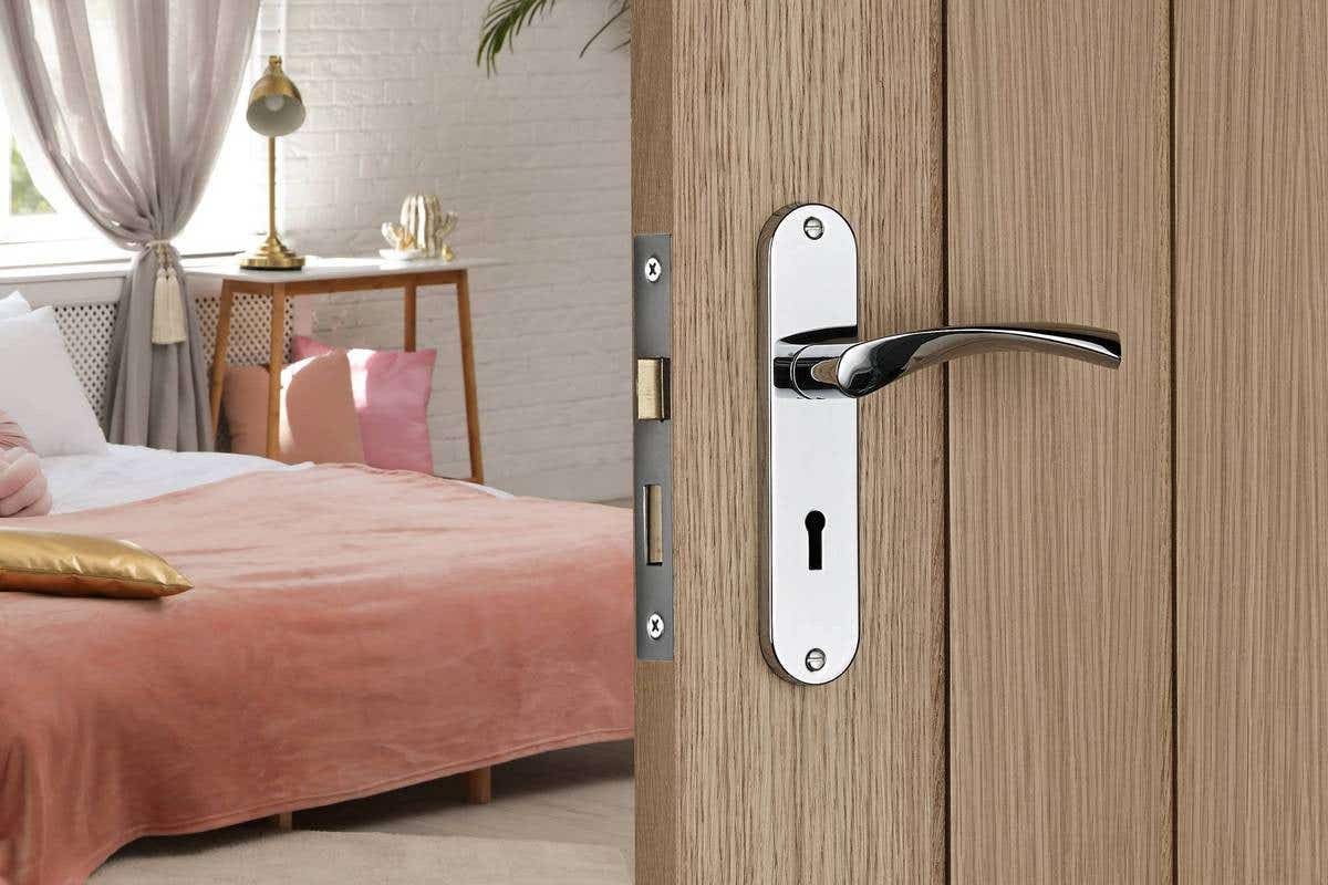 Designer Levers - Marvel Lever Lock Polished Chrome, Key Lock - Image 3