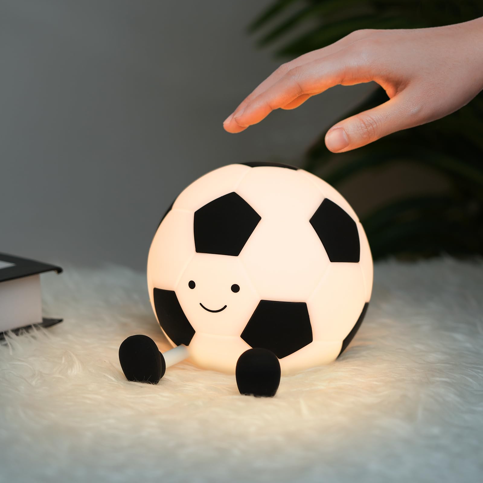 Ainiv Luz Nocturna Infantile, Silicona Fútbol Lampara Bebe Noche, 3 Niveles de Brillo Luz Quitamiedos Infantile con 30 Minutos Temporizador, Lamparas de Mesita de Noche Infantil por USB para Niños