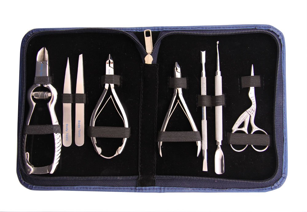 Deluxe Manicure/Pedicure/Grooming Kit